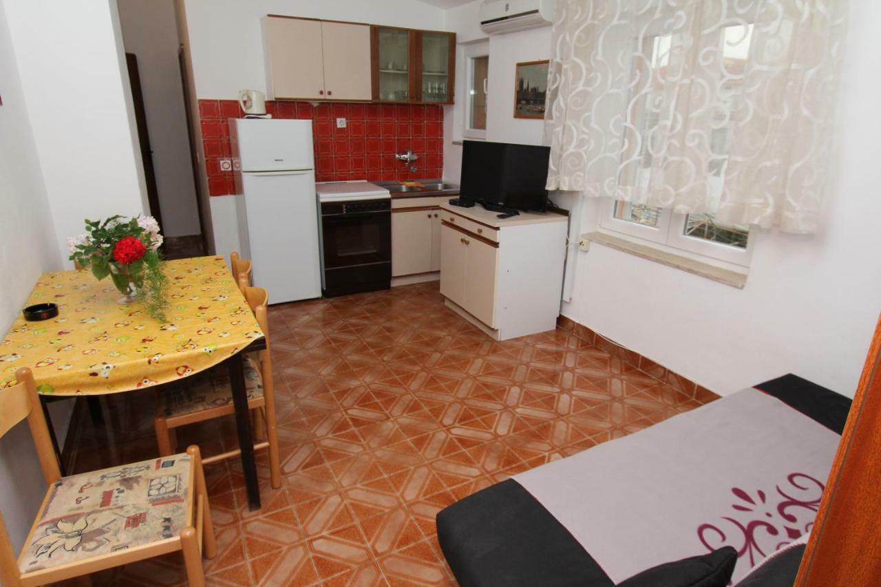 Apartmani Nado Majica Sveti Filip i Jakov Exterior photo